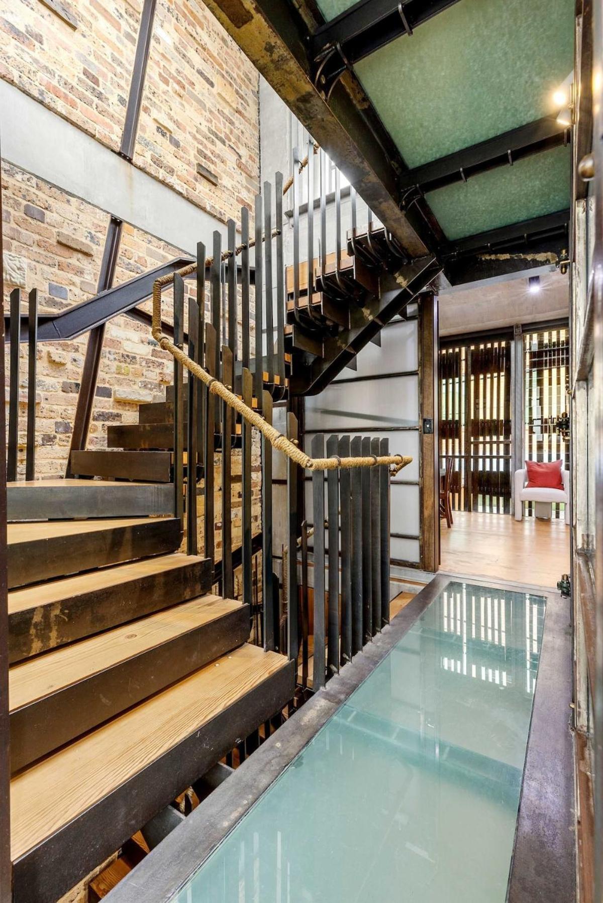 Apartment Modern & Stylish 3br In Redfern
